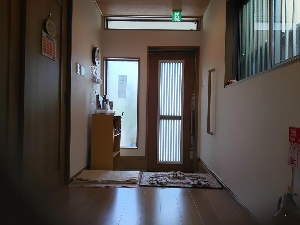 Guest House Aoi Nakamoto Киото Екстериор снимка